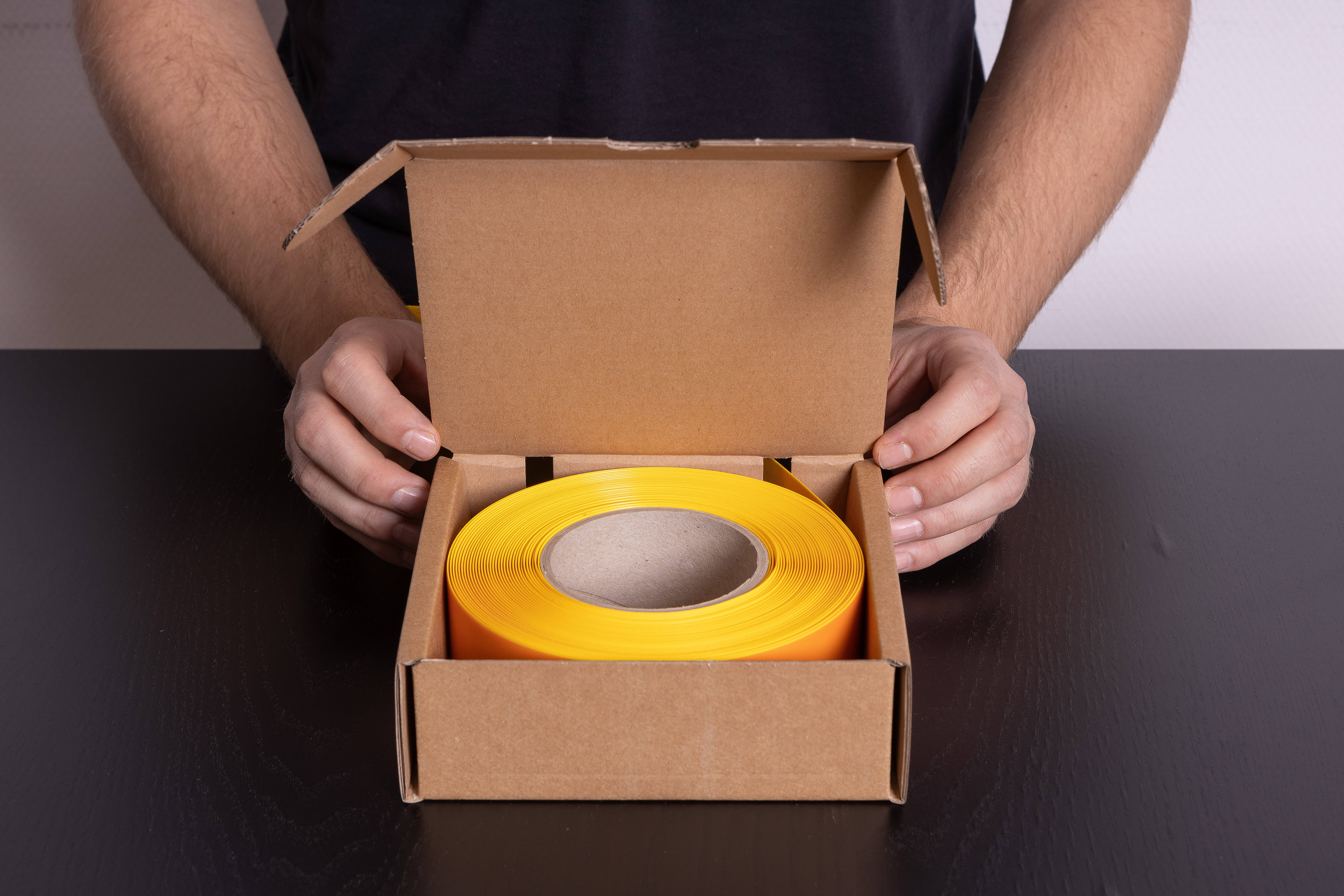 Unsere Neuheit: Bodenmarkierungsband KT241 Unsere Neuheit: Bodenmarkierungsband KT241